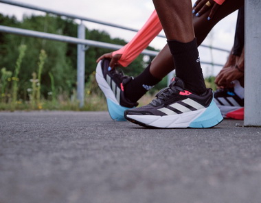 ADIDAS ADISTAR